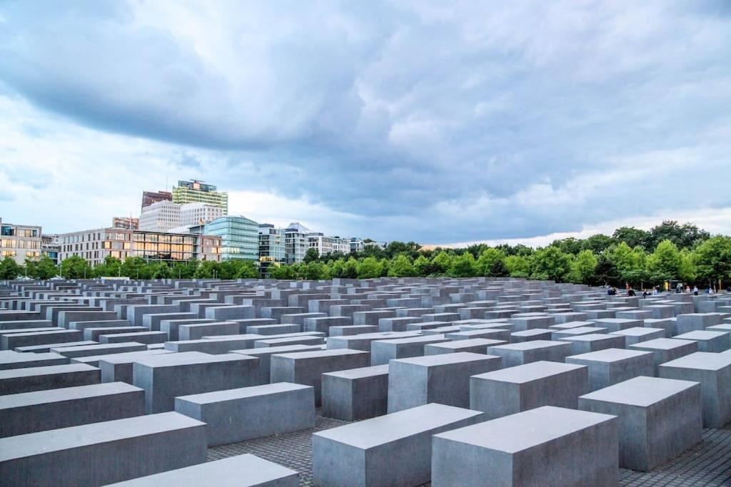 Holiday 33 Apartment K Next To Alexanderplatz เบอร์ลิน ภายนอก รูปภาพ