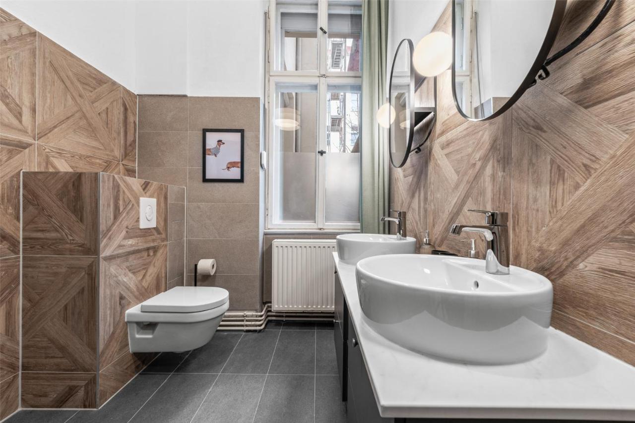 Holiday 33 Apartment K Next To Alexanderplatz เบอร์ลิน ภายนอก รูปภาพ